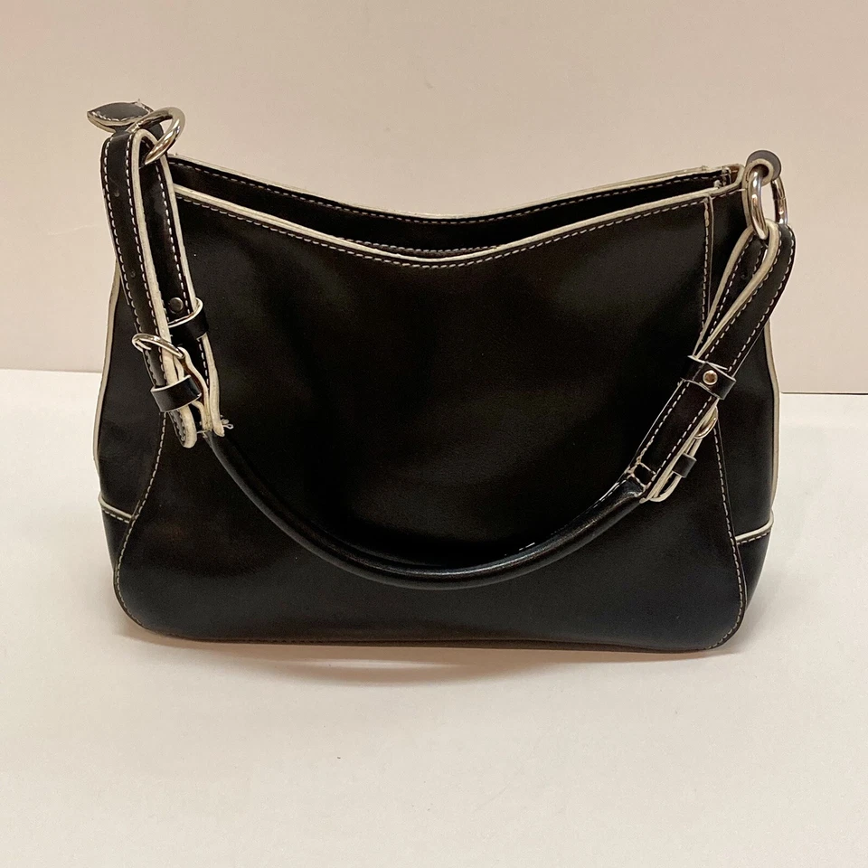 Women’s BASS Black W/ White Trim Purse Leather Shoulder Bag  - Imagem 3 de 4