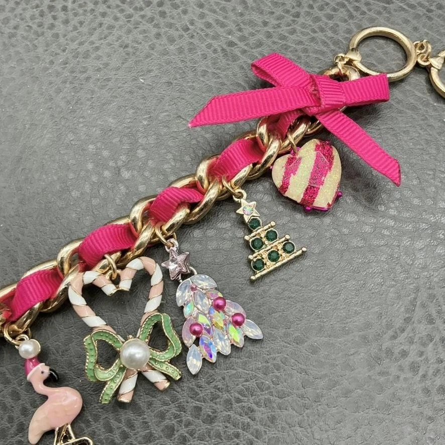 Betsey Johnson Charm Bracelet Womens Adjustable Pink Ribbon Christmas Enamel - Image 4 of 4