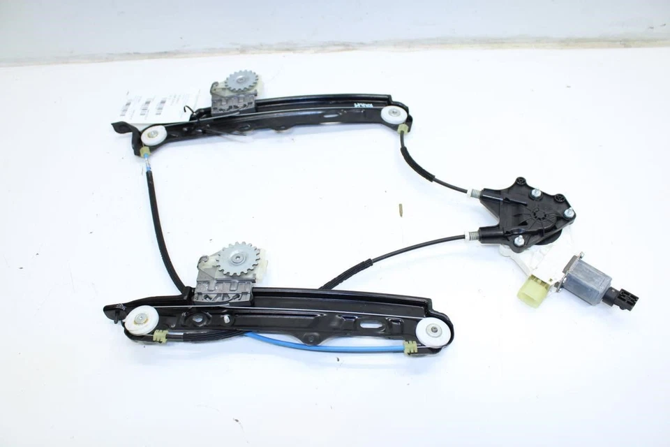 15-2016 BMW 435I Gran Coupe Rear Left Door Window Regulator w/ Motor 51357365257 - Image 3 of 4