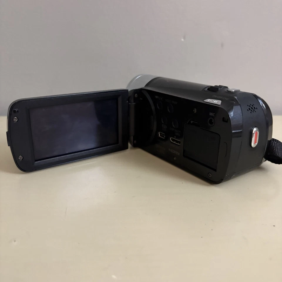 Canon VIXIA HF R20 HD Camcorder 28x Zoom Storage - Image 2 of 4