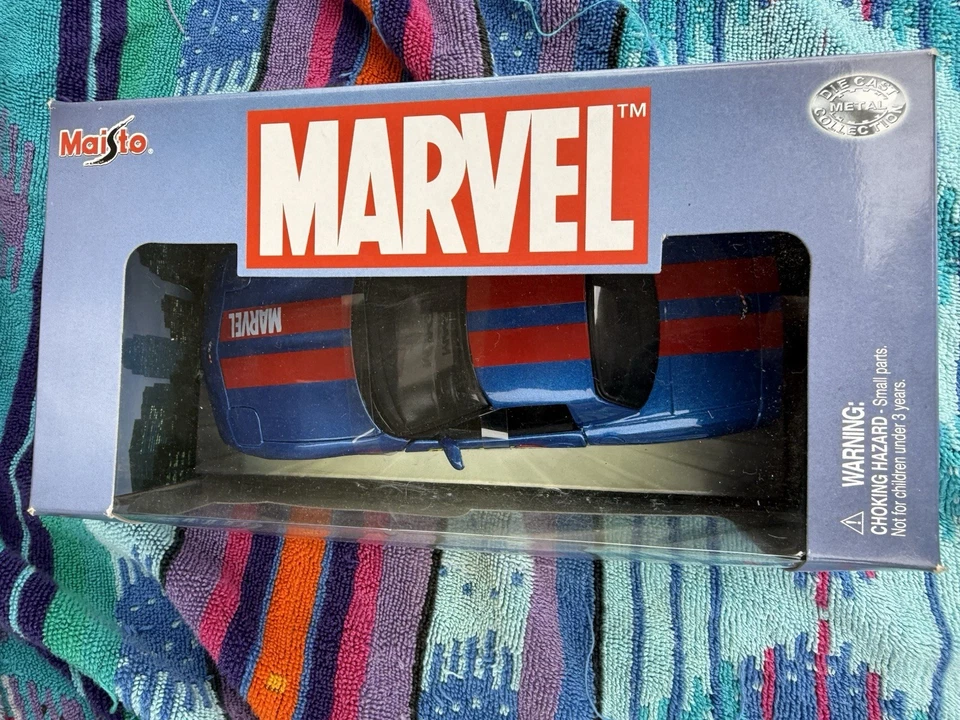 Marvel Captain America Corvette Die-Cast Car 1:18 Scale 2003 - Image 4 of 4