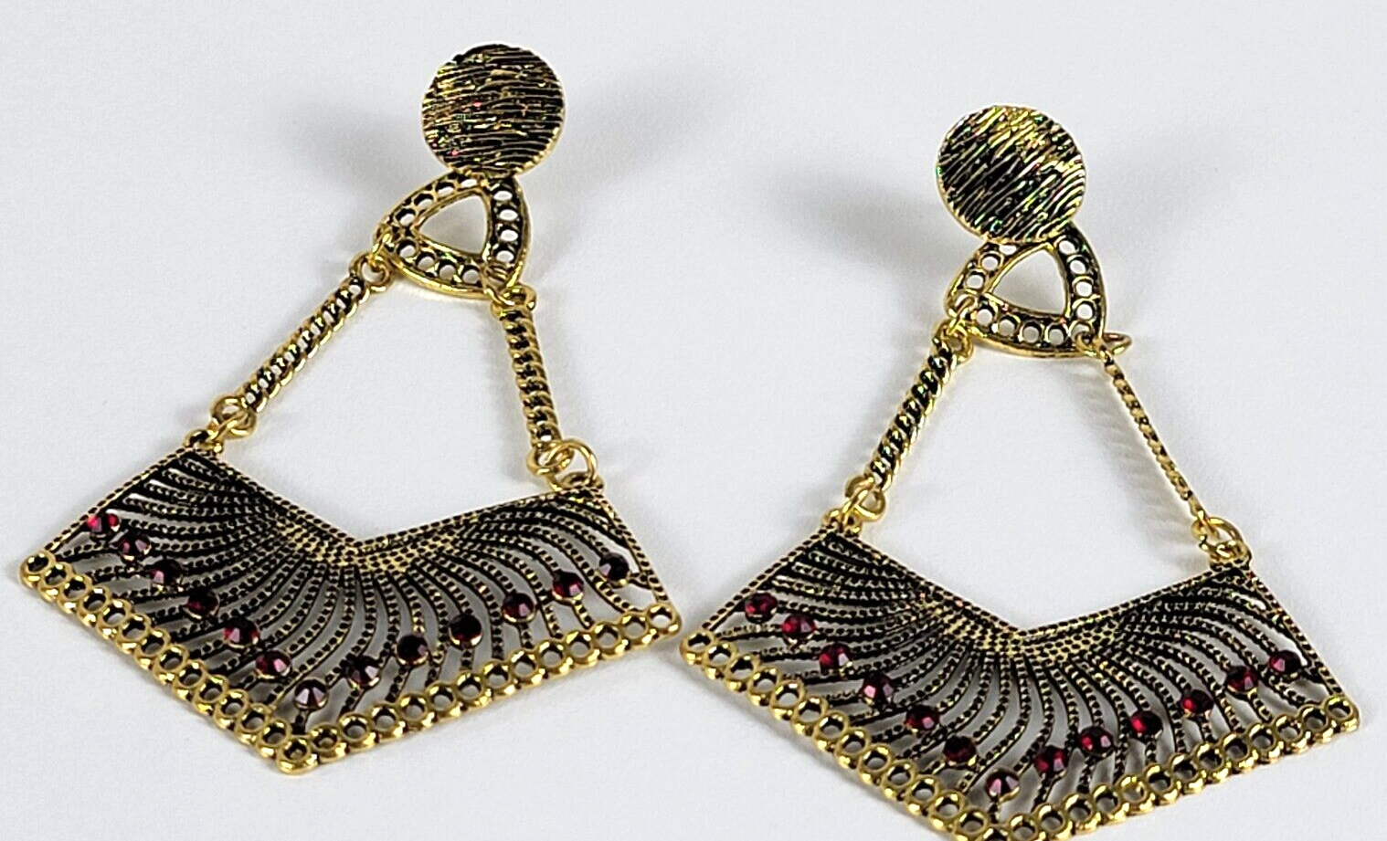 Gold-Tone Red Rhinestone Geometric Chandelier Dangle Earrings 3.5 In Pierced