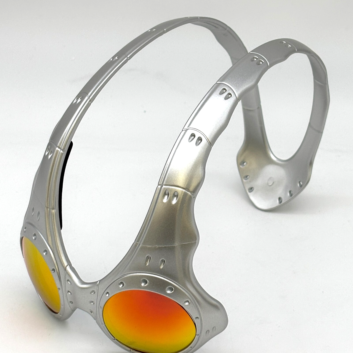 RARE Y2K Oakley Over The Top Silver & Amber Lenses, Travis