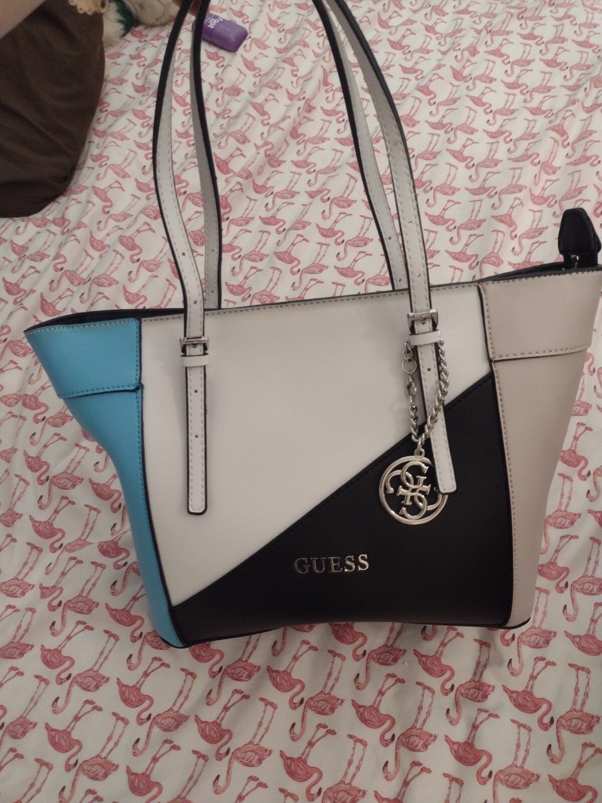 guess white tote bag
