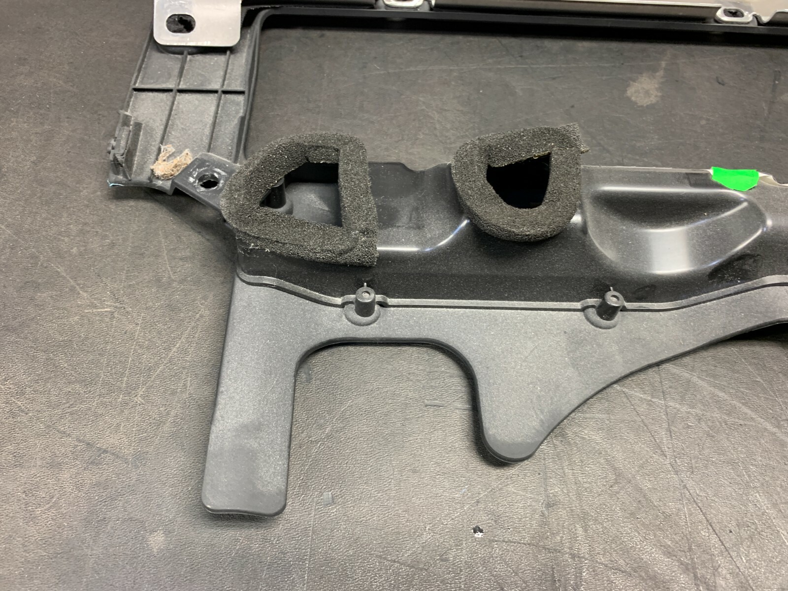 2012 AUDI R8 V10 GT OEM DRIVER KNEE PANEL TRIM DASH