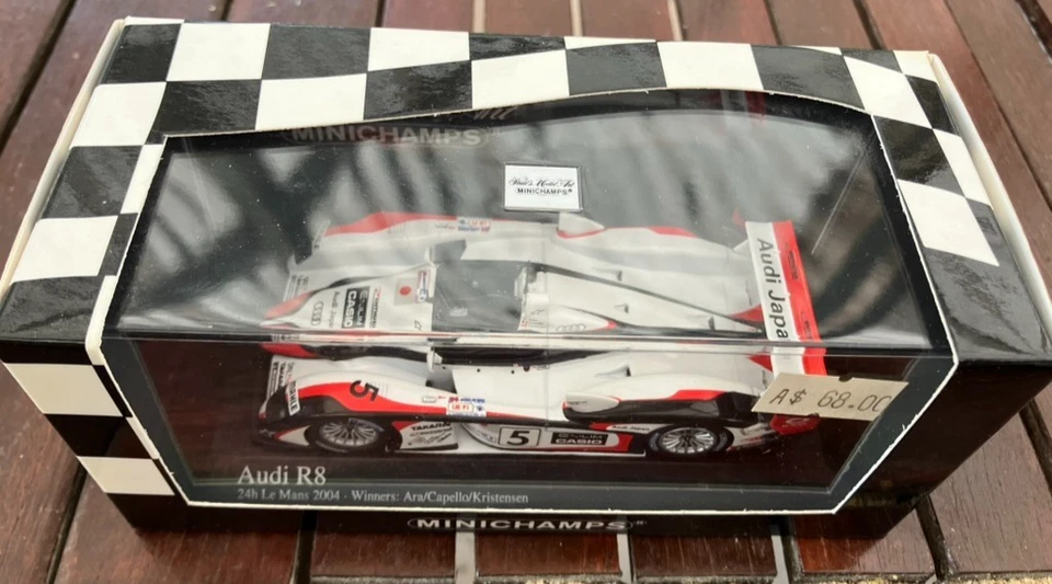 1/43 Minichamps Audi R8 Le Mans 2004 Winner Capello Kristensen Model 400 041305 - Image 2 of 3