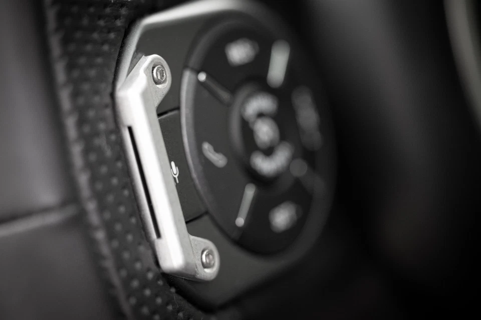 INEOS榴弹兵方向盘按钮护罩:原装!  — 第 2/4 张图片