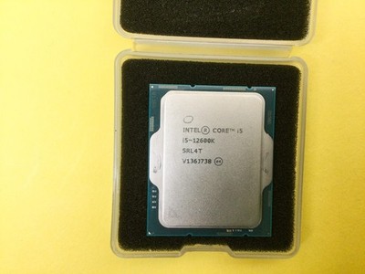 Intel Core i5-12600K 12世代 CPU Intel Core i5-12600K 12th Gen Alder Lake 10 Core 3.7 GHz LGA CPU