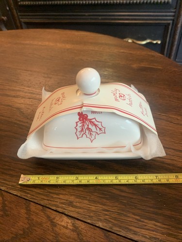 Molly Hatch Anthropologie Christmas 5x7 Holly Covered Butter Dish NEW - Picture 7 of 10