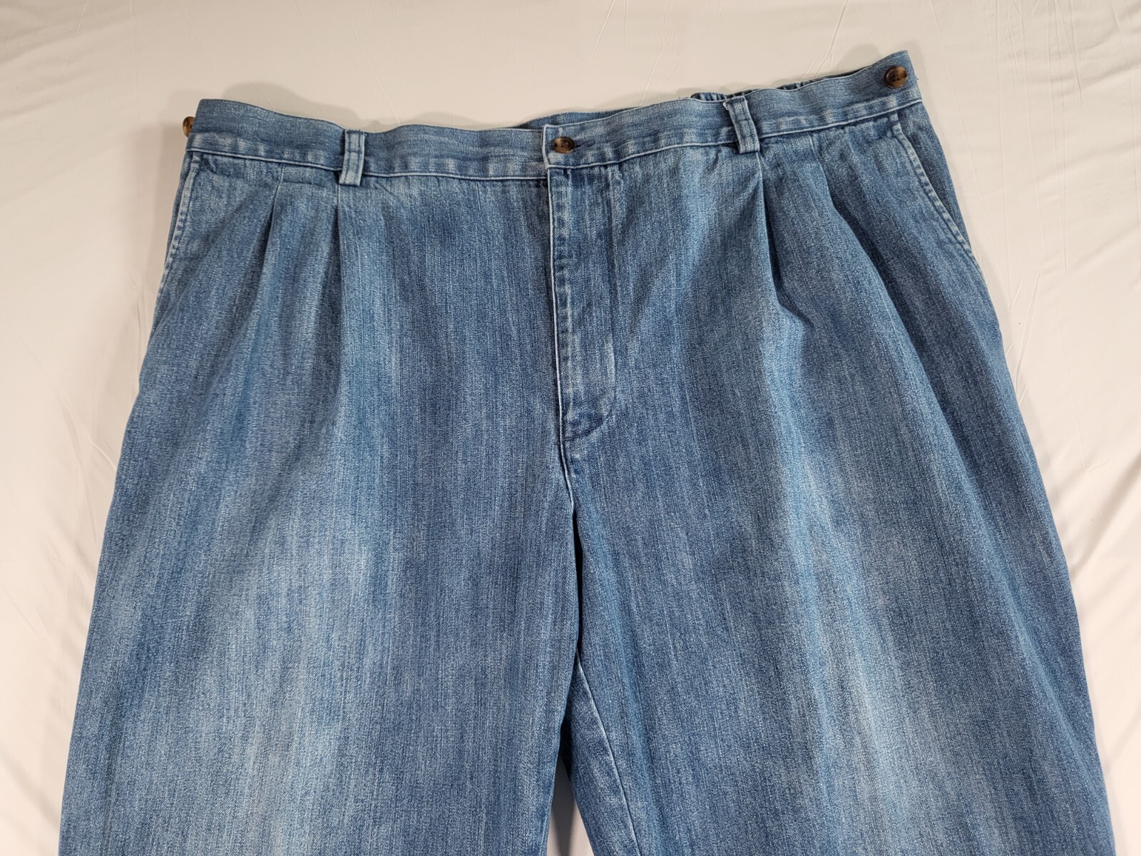 Roundtree & Yorke Mens Denim Pants Size 42x30 (Actual 42X29) Pleated