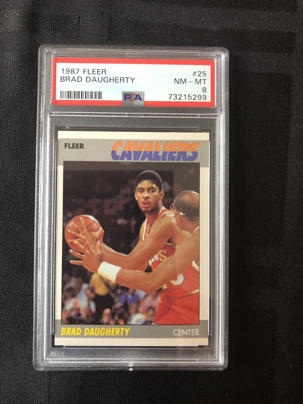 1987 Fleer Basketball #25 Brad Daugherty (RC)🏀 PSA 8