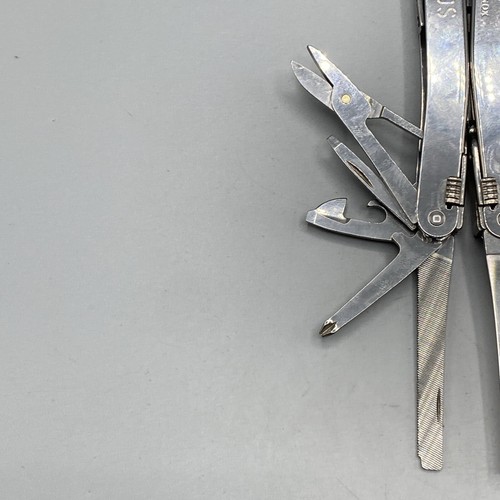 Victorinox SwissTool Spirit X Swiss Army multi-tool with Initials - Silver - Picture 4 of 12