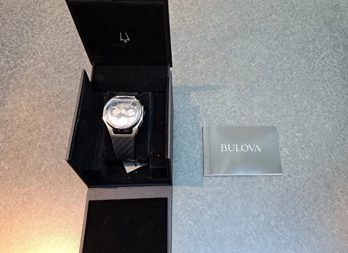 98a161 men's curv chronograph best sale watch