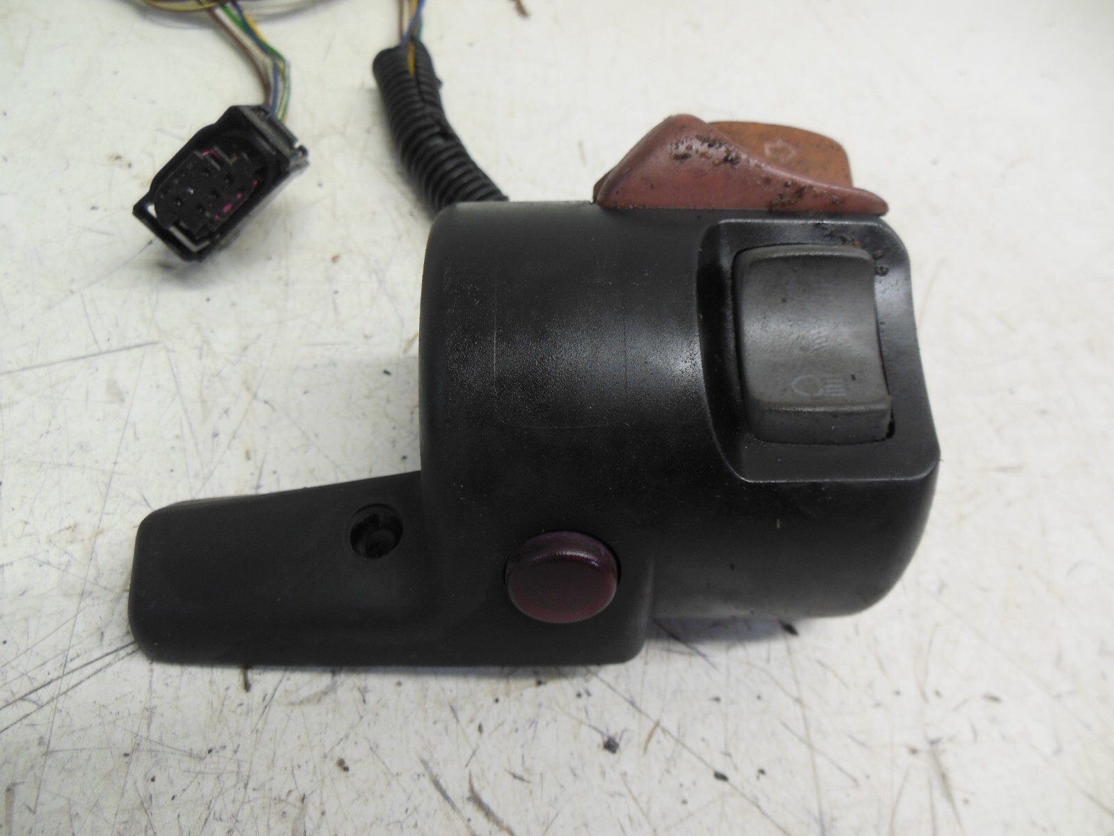 2004 BMW R1100s Left Handlebar Light Horn Combination Switch 