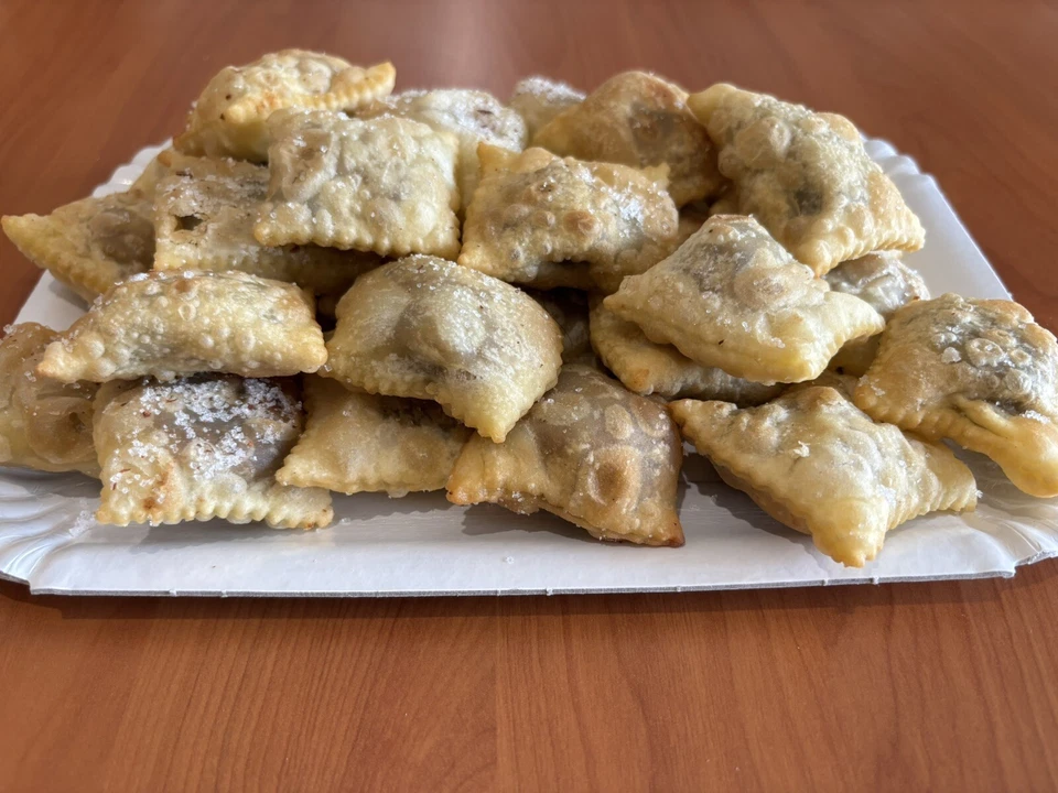 DOLCI ABRUZZESI CON RIPIENO DI CECI, CALCIONETTI, ARTIGIANALI CASERECCI - Immagine 2 di 3