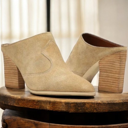 Donald Pliner Vama Heeled Mule NEW WITH BOX CARAMEL Sz 6.5 - Picture 1 of 5