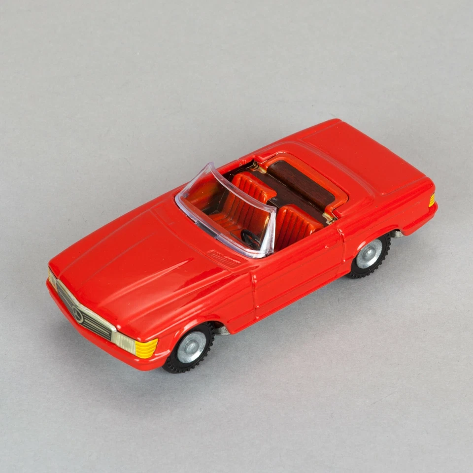 KOVAP RETRO Mercedes Benz 350 SL 1971 red - Czech Republic - 1:32 vintage 1990s - Immagine 4 di 4