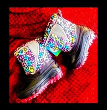 Members Mark Kids LightUp Insulated Snow Boots size 11/12 7.5"X3.5" coldrate-10 