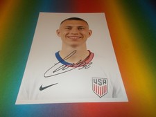 Kristoffer Lund USA signed autograph on 20x28 photo in person