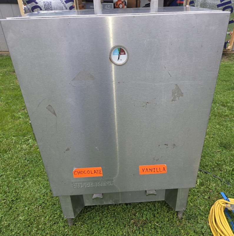 WORKING SILVER KING MOD. SK21MP 2 HEAD Milk Dispenser  115v