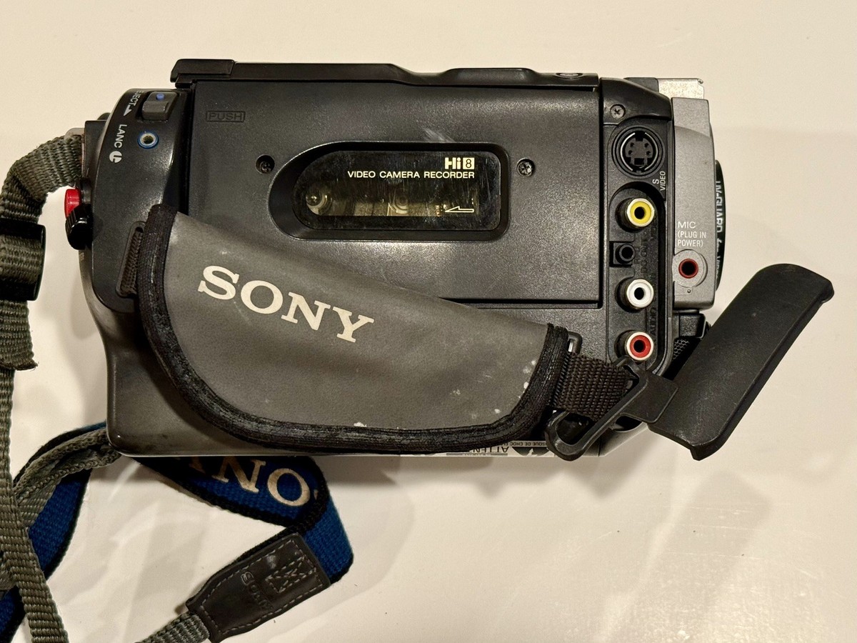 SONY Handycam Video8 本体 ccd-TR900 Sony HandyCam CCD-TR930 Hi8 Video Camera Camcorder AS IS! TURNS ON