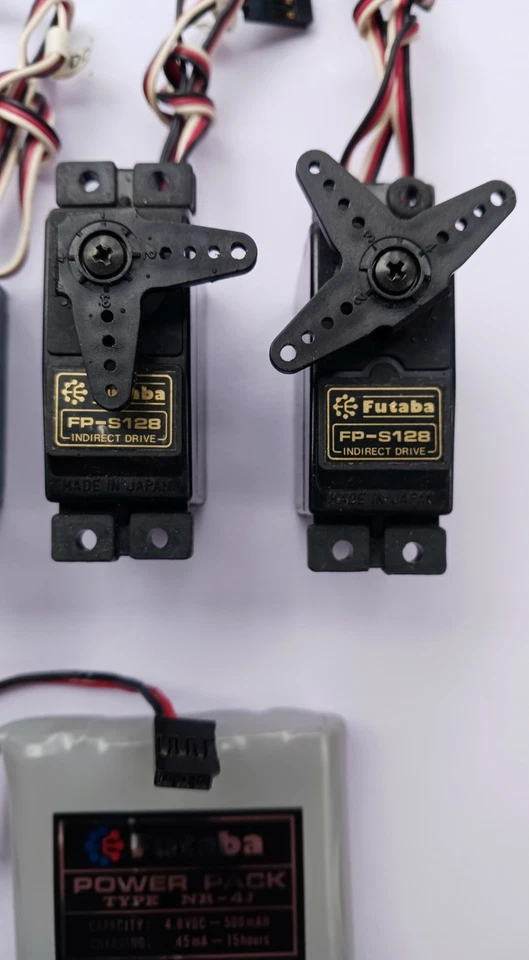 Futaba FP-R107M-72 Receiver 4 FP-S128 Servos Battery Type NR-4J Pack 8 Piece - Image 3 of 4