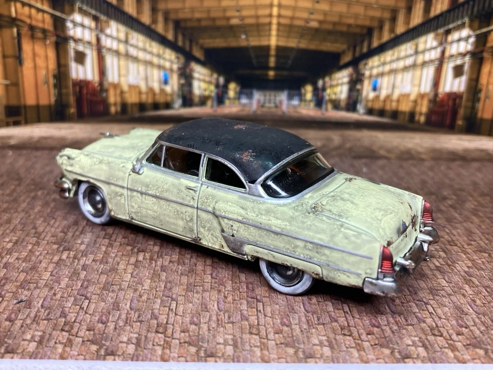 1954 Lincoln Capri выветренный сарай найти ржавый 1/64 литой заказ сарая найти - Изображение 4 из 4