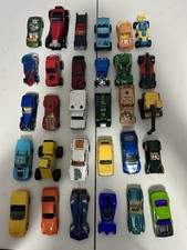 Lot Of 30 Diecast Cars - Hot Wheels Matchboxes, Maistro - 1/64  30 Car Case