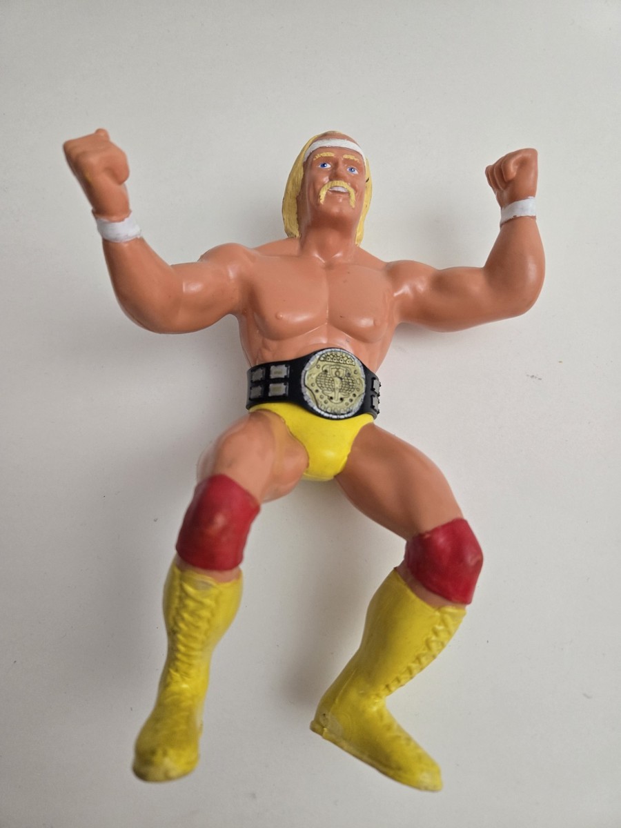Vintage WWF 1984 Hulk Hogan Wrestling Superstar Figure LJN Titan