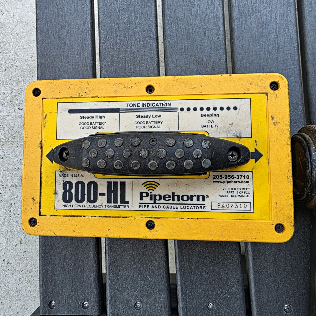 Pipehorn 800-HL Cable & Pipe Locator Wand with High/Low Frequency Transmitter