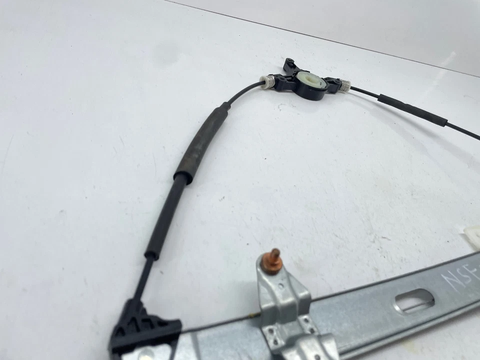 MECANISMO REGULADOR VENTANA PASAJERO DELANTERO IZQUIERDO MAZDA 2 SPORT DE MK2 2007-2013 Foto 3 de 4