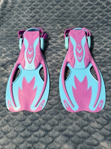 New Cressi Kids Size S-M Fins And Snorkle Open Box. - Picture 3 of 8