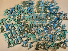 Two Lots Totaling 134 Green Plastic Military Army Men In Various Poses  Sizes