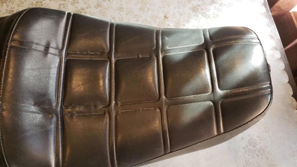 Conjunto de asiento de motocicleta Honda CB1000 de colección OEM sillín cuero negro CB 1000 Foto 3 de 4