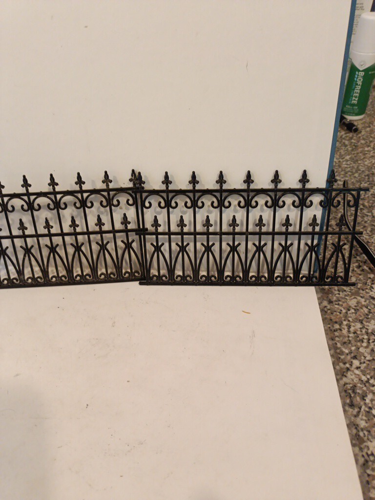 VICTORIAN RAILING FENCE dollhouse Miniature 1/12 scale NWC100  2pc plastic black