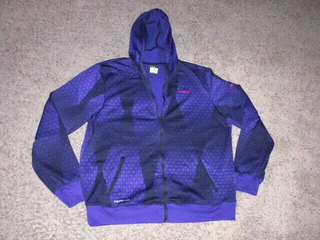 lebron therma fit hoodie