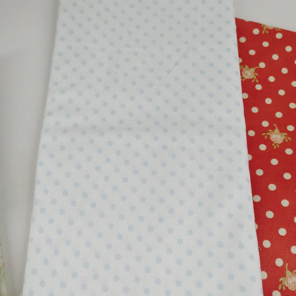 Designer Cotton Print Fabric Quilting 4 Pieces Over 2 Yards Total Moda Lecien - Image 4 of 4