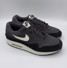 air max 1 perforated grey