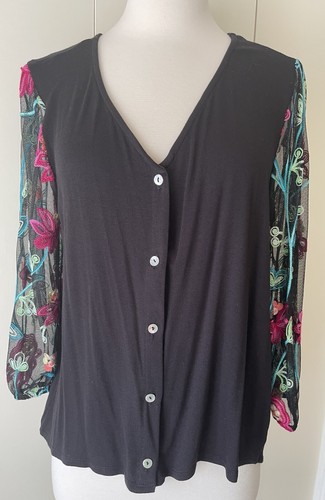Kim & Cami Black Button Up Top Shirt Embroidered Sheer Floral Sleeves Size S - Picture 3 of 8