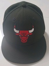 New Era NBA Chicago Bulls 59FIFTY fitted hat Sz 7 3/4 black Basketball