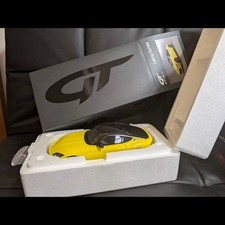 Opened Gt Spirit Nissan Z Yellow Limited Model 1/18