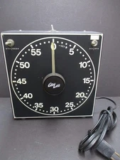 Gralab model 300 darkroom timer very clean no rust/chemical stains