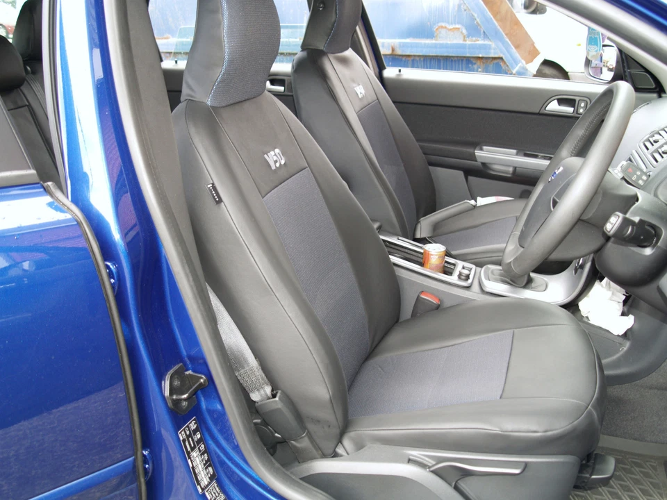 FUNDAS DE ASIENTO DE COCHE VOLVO V50 de cuero sintético y tela hechas a medida - Alta calidad Foto 2 de 4