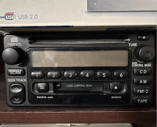 2001 2002 Toyota RAV4 AM FM Radio Cassette Player 86120 42040 Face 