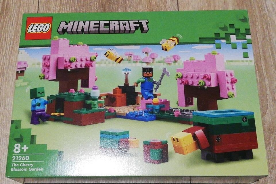 きーままーま LEGO Minecraft The Cherry Blossom Garden 21260 Toy Building Kit