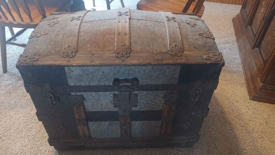 Antique Steamer Trunk/Chest - late 1800's | eBay