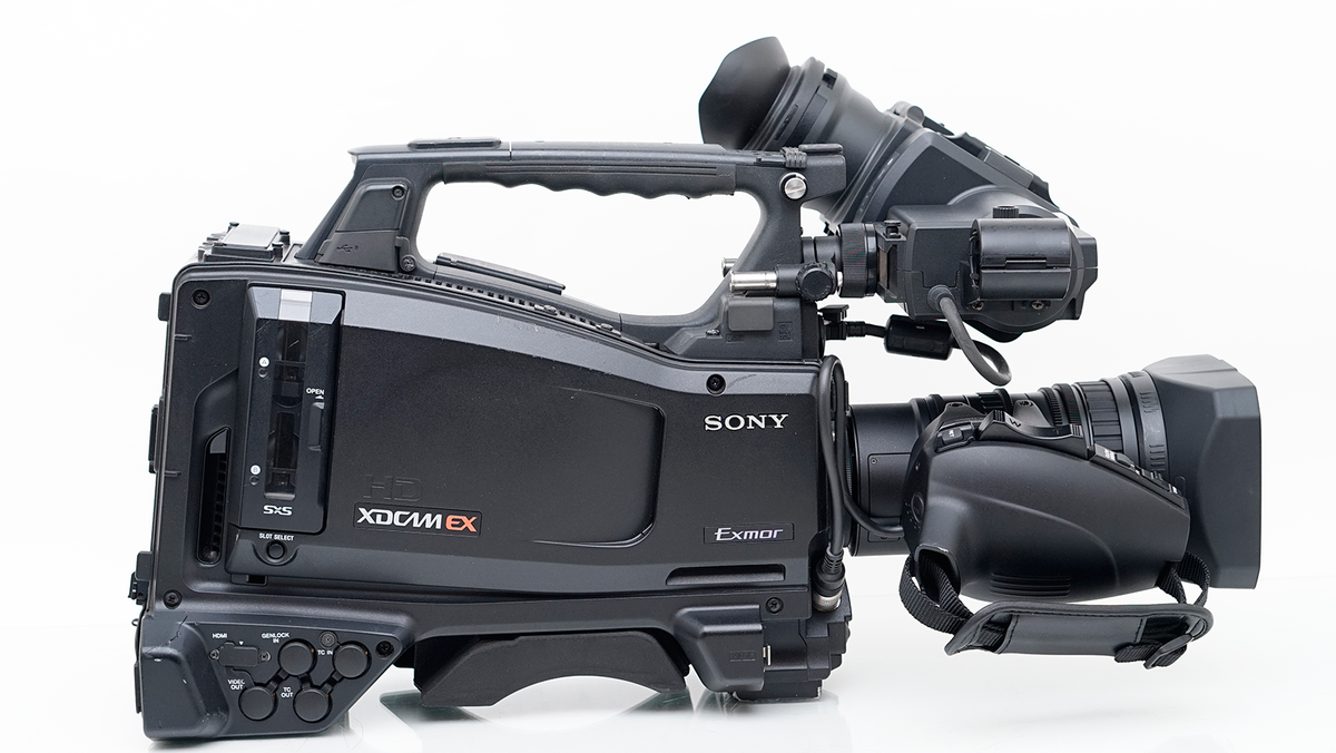 Sony PMW-350 XDCAM HD 2/3 Sony PMW-350 XDCAM HD 2/3