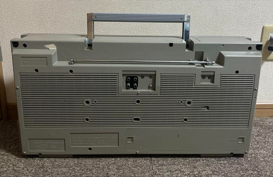 TOSHIBA RT-S83 Bomb Beat Boombox Radio Cassette Player | eBay