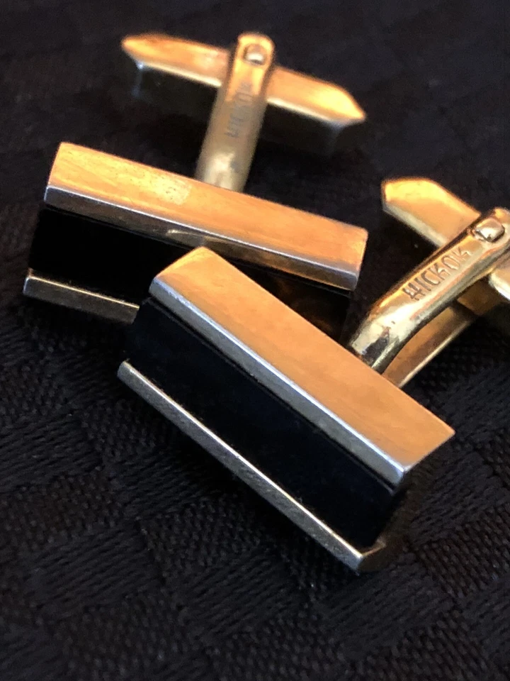 vintage gold estate cufflinks Hickok Signed Gold Tone Black Onyx - image 3 of 3