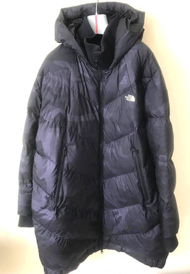 The North Face Down Parka / Coat with Hood. US size XL. IT WILL KEEP YOU WARM